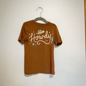 Brown 'Howdy' Graphic T-Shirt little sleepies